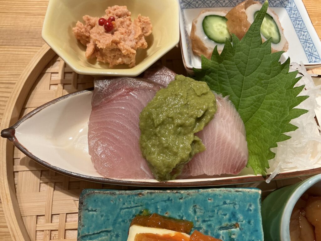 寿司こまちのブリ