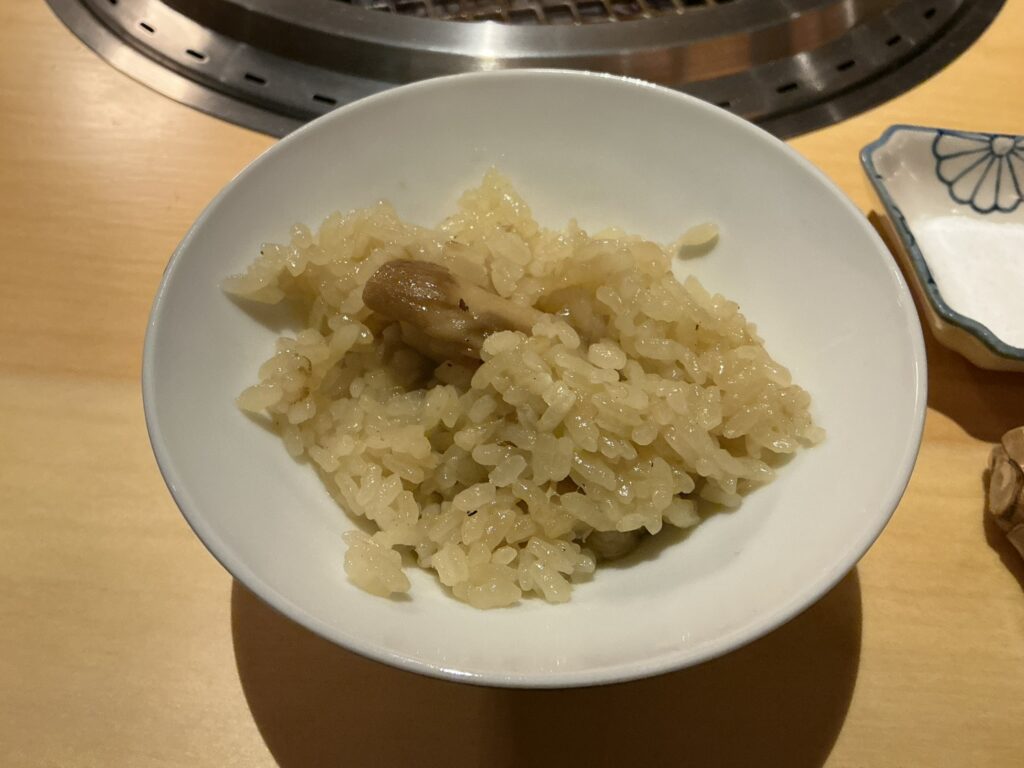 老中の旬食材の黒楽土鍋ご飯
