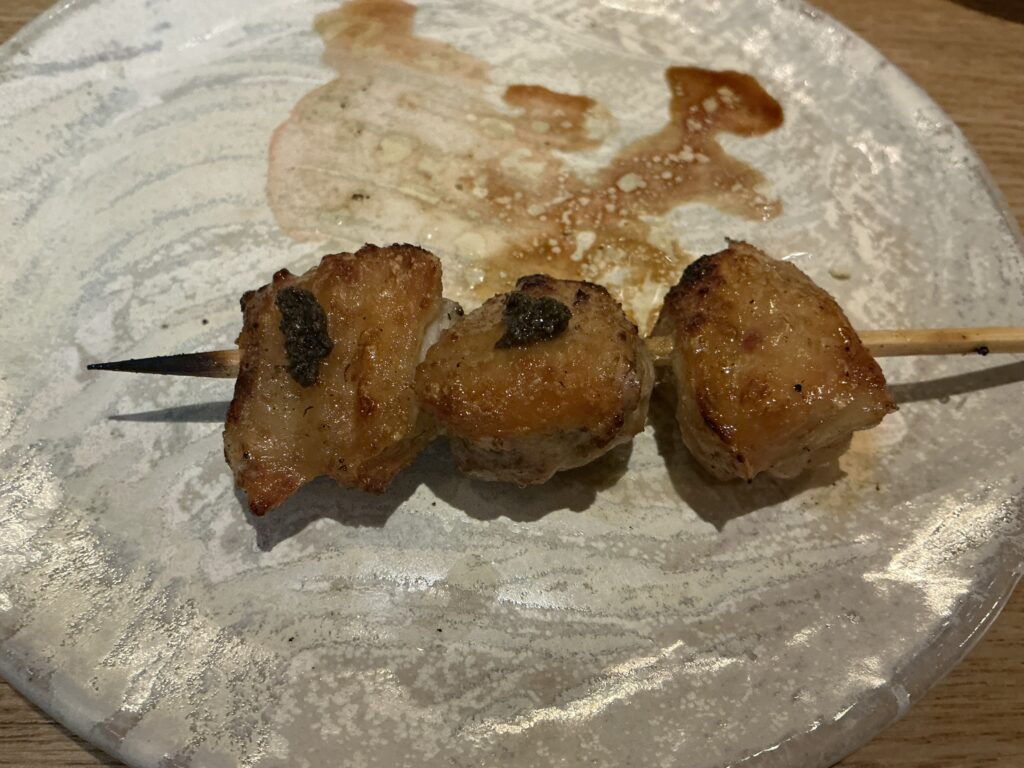 やきとりshiraのボンジリ