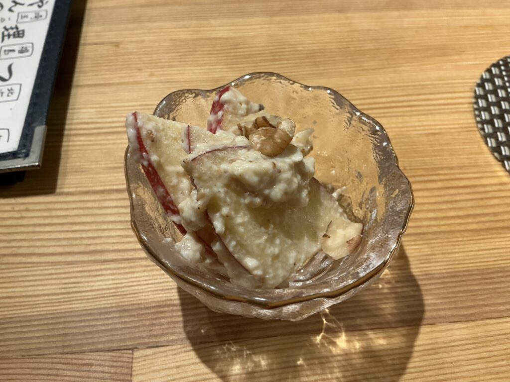 寿司こまちのリンゴの白和え