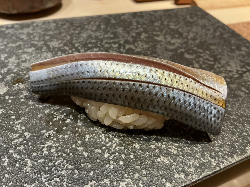 鮨結う紬のコハダ