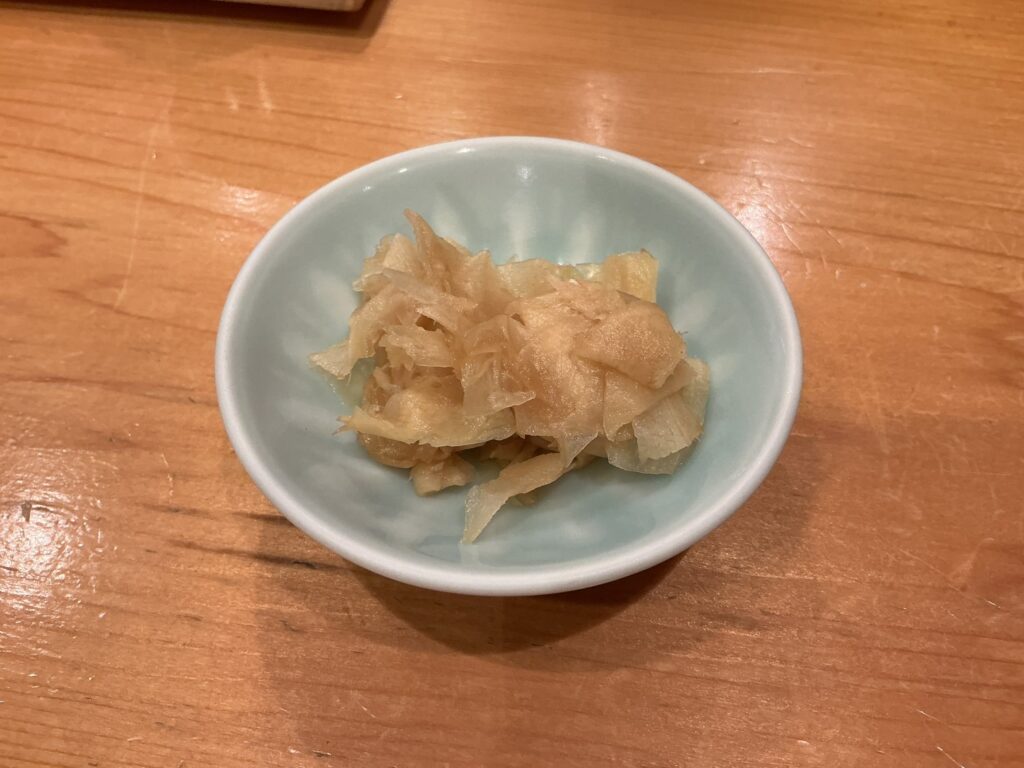 弁天山美家古寿司のガリ