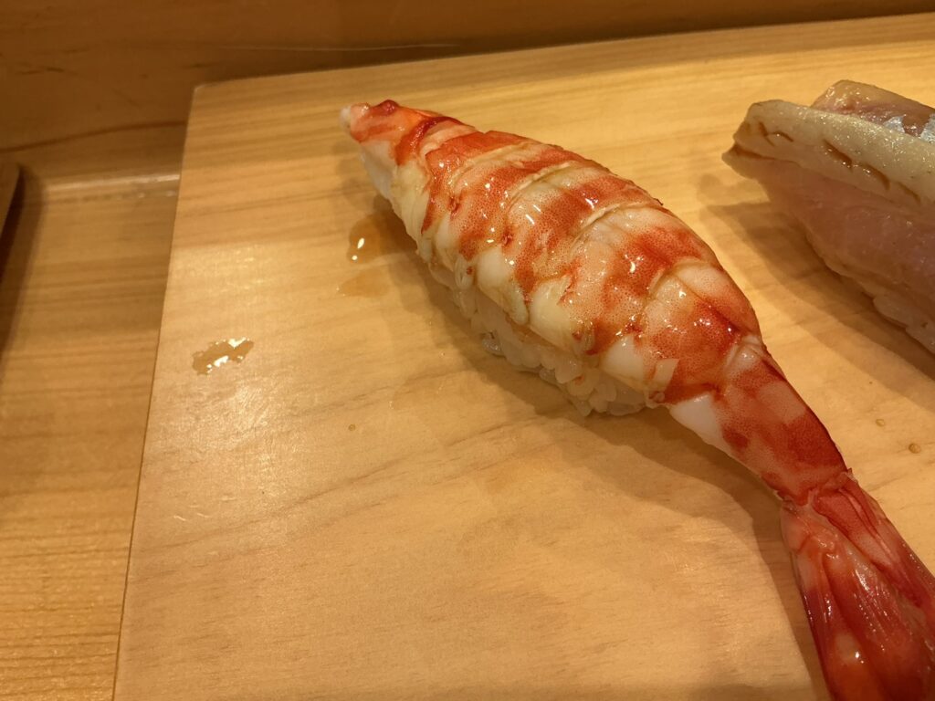 弁天山美家古寿司のクルマエビ