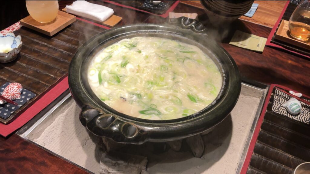 食滋楽の鯨滋養鍋