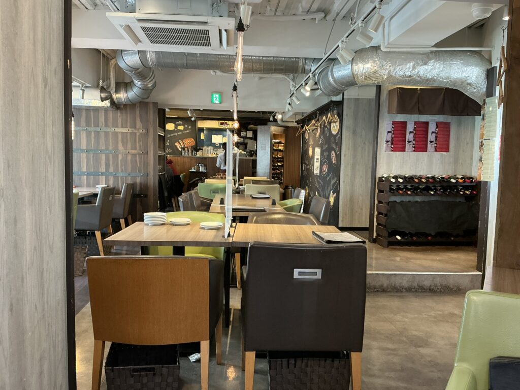 Cheese Meets Meat YOKOHAMAの店内