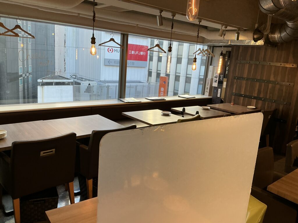 Cheese Meets Meat YOKOHAMAの店内