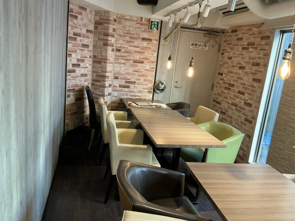 Cheese Meets Meat YOKOHAMAの店内