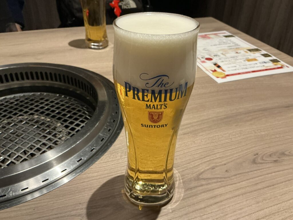 にくTATSUのビール