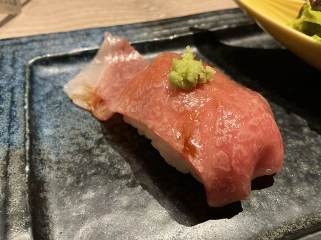 にくTATSUのサーロイン