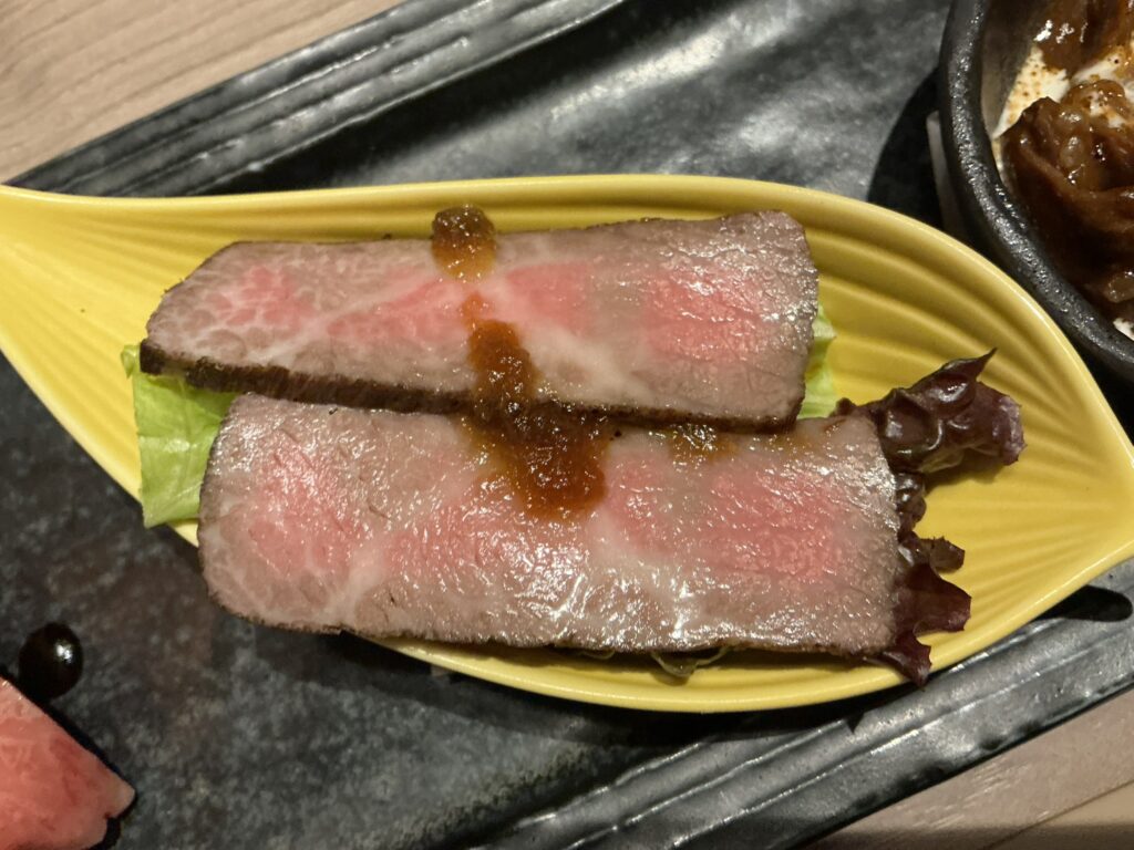 にくTATSUのローストビーフ