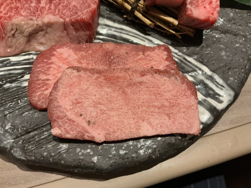 にくTATSUのタン塩