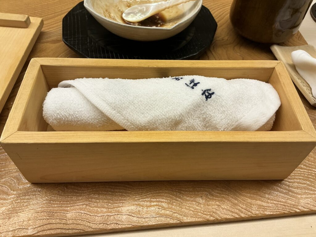 鮨おばなのおしぼり