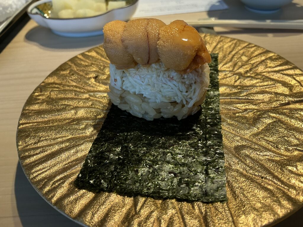 鮨由うの港区巻き