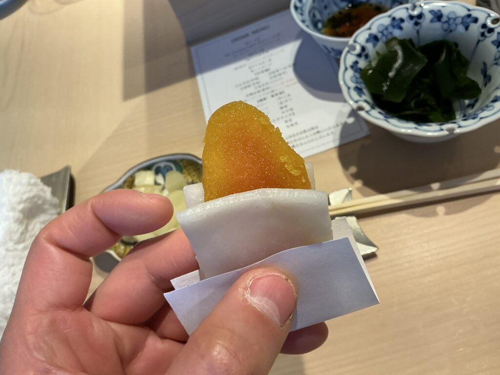 鮨由うのカラスミ