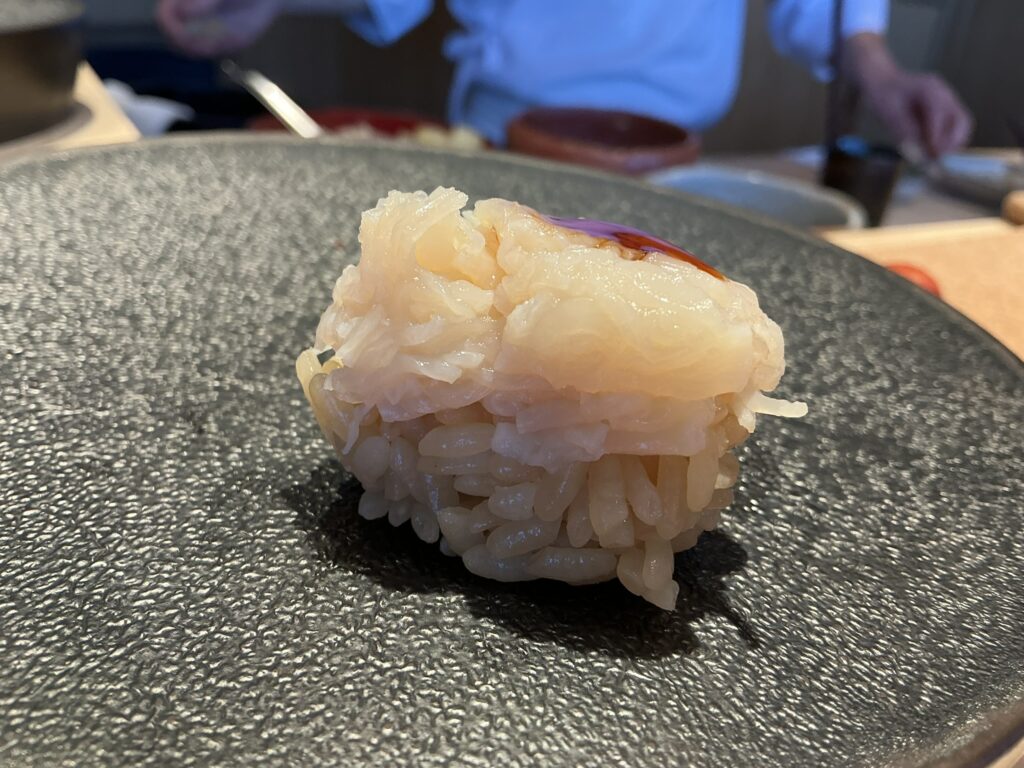 鮨由うのホタテ