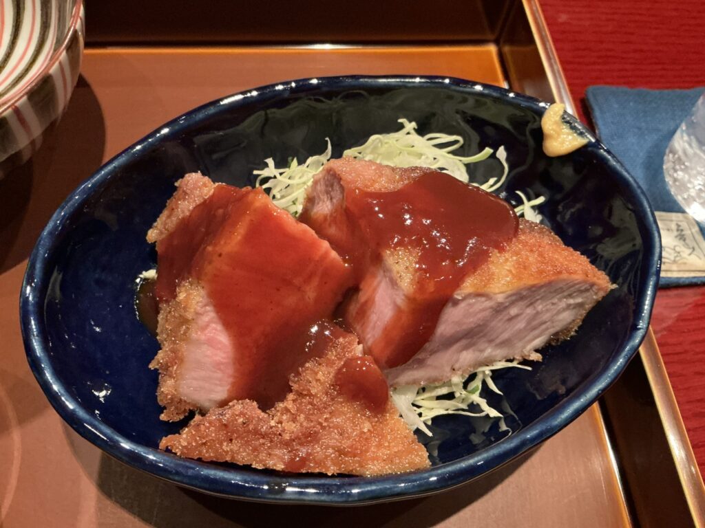 礼讃のトンカツ