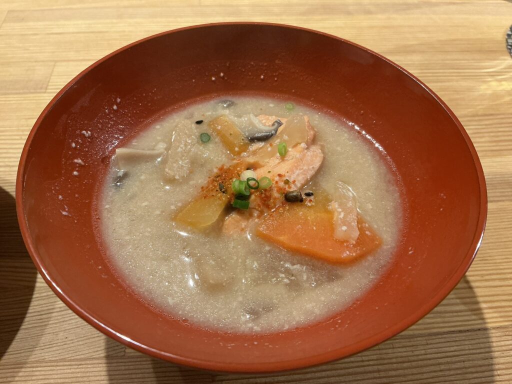 寿司こまちの粕汁
