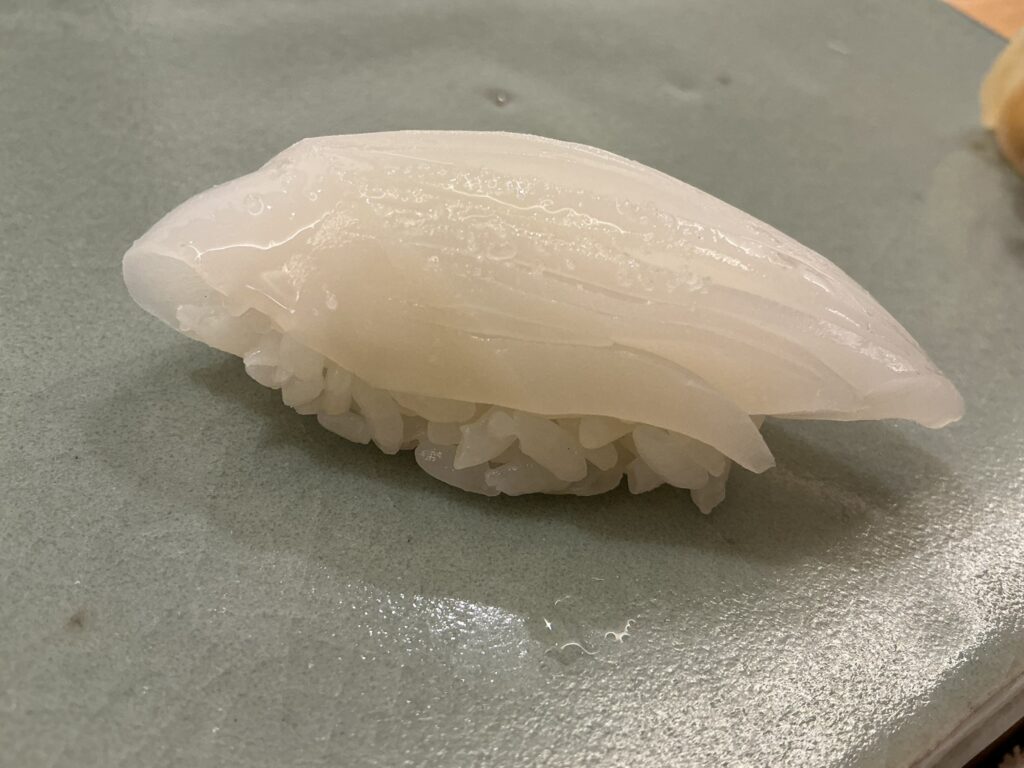 鮨神楽のスミイカ