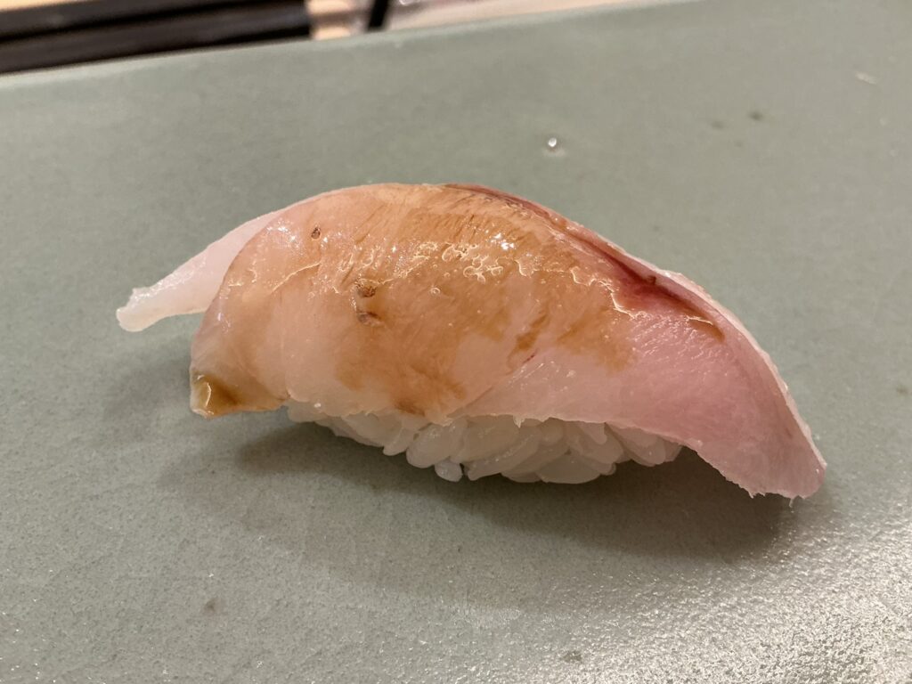 鮨神楽のノドグロ