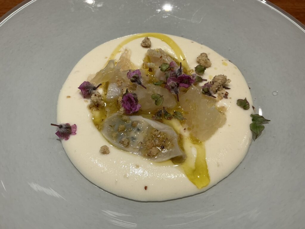 ルオーゴのカリフラワー　蛤　アンチョビ