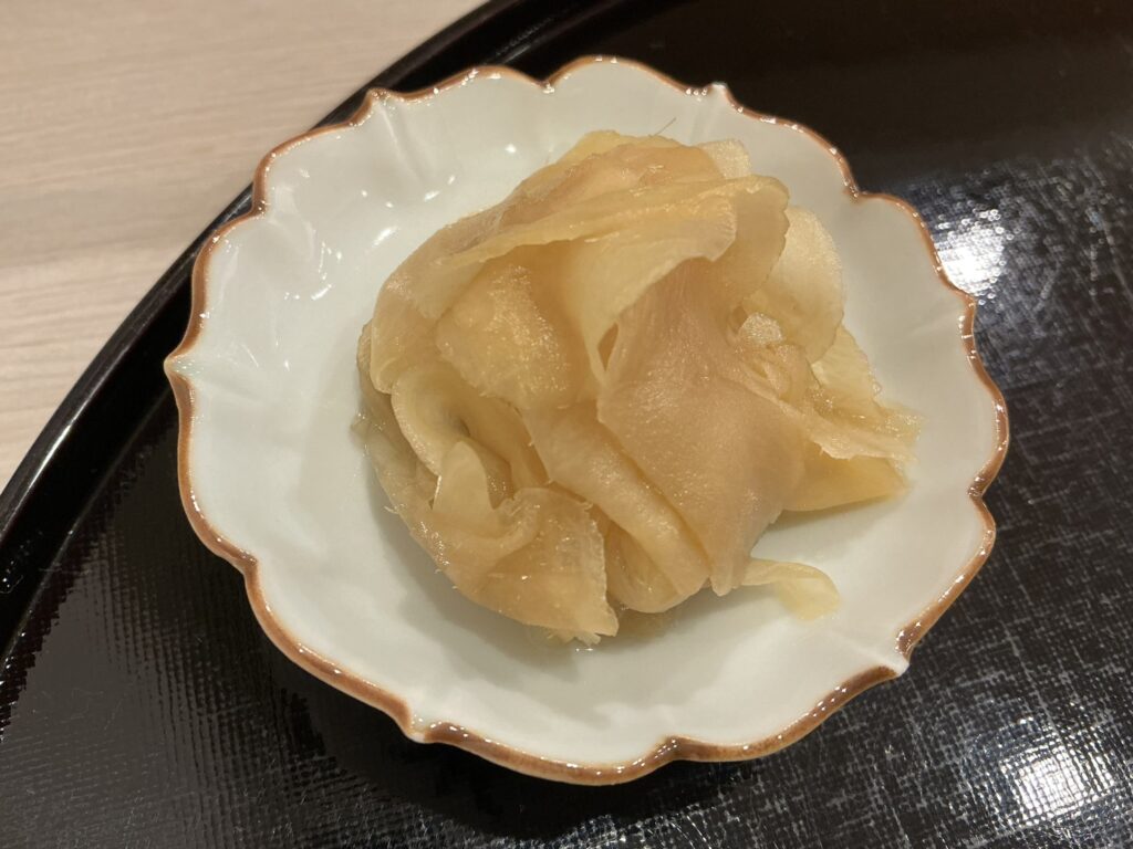 鮨もりなりのガリ