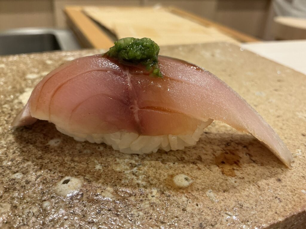 鮨もりなりのサバ