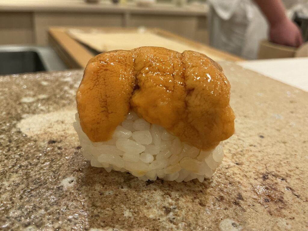鮨もりなりのウニ