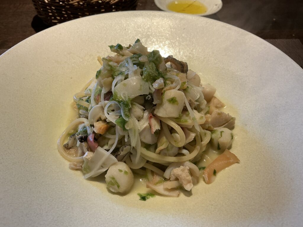 ルナ・エ・ガットのシェフおまかせの本日の〆パスタ