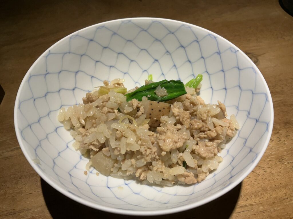 翔りのそぼろご飯