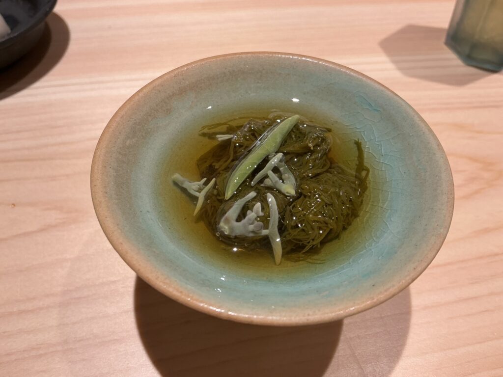 みついのモズクとジュンサイ