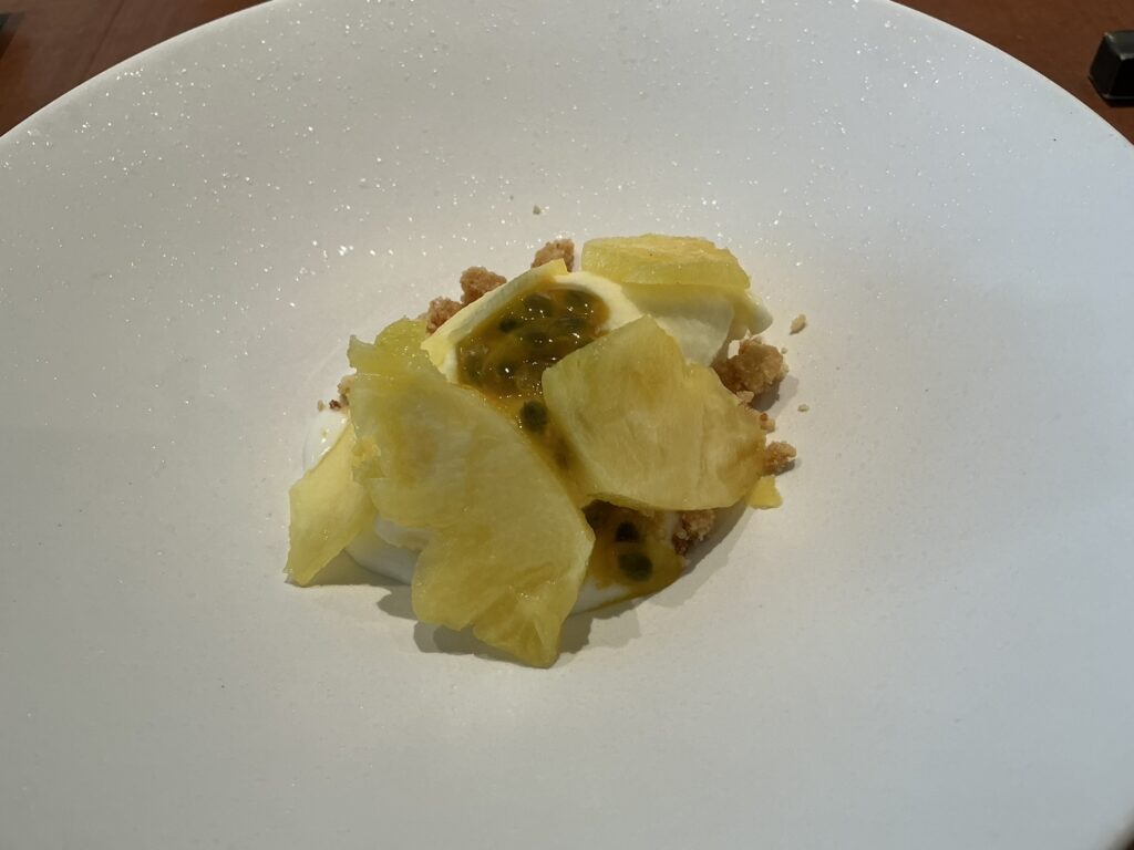 白土のパイン/パッションフルーツ