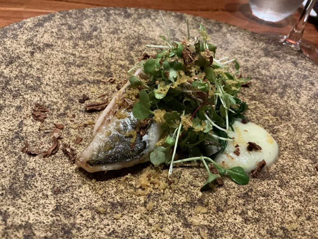 ルオーゴの沼津　マナガツオ　新玉葱　山葵