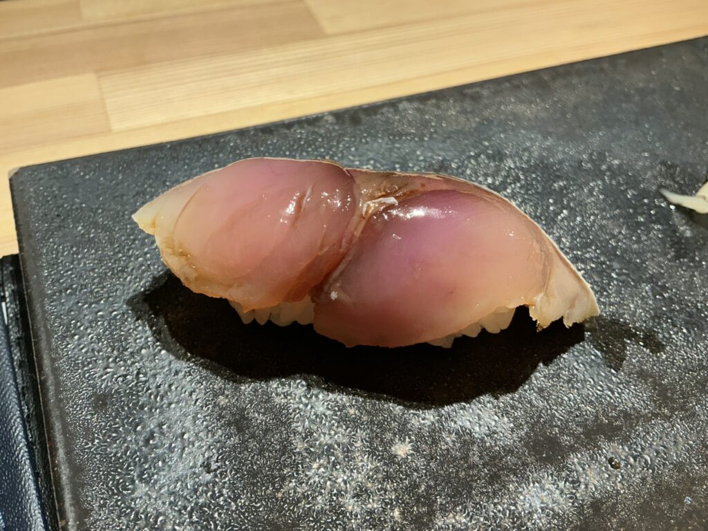 寿司こまちのサバ