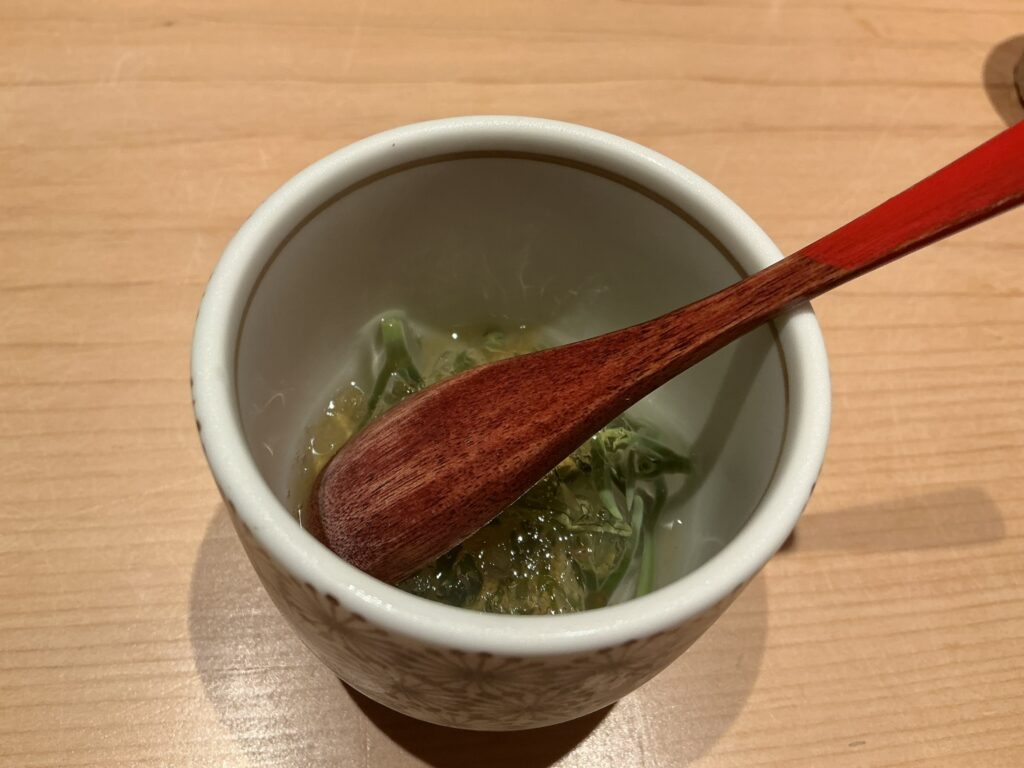 寿司清のジュンサイ