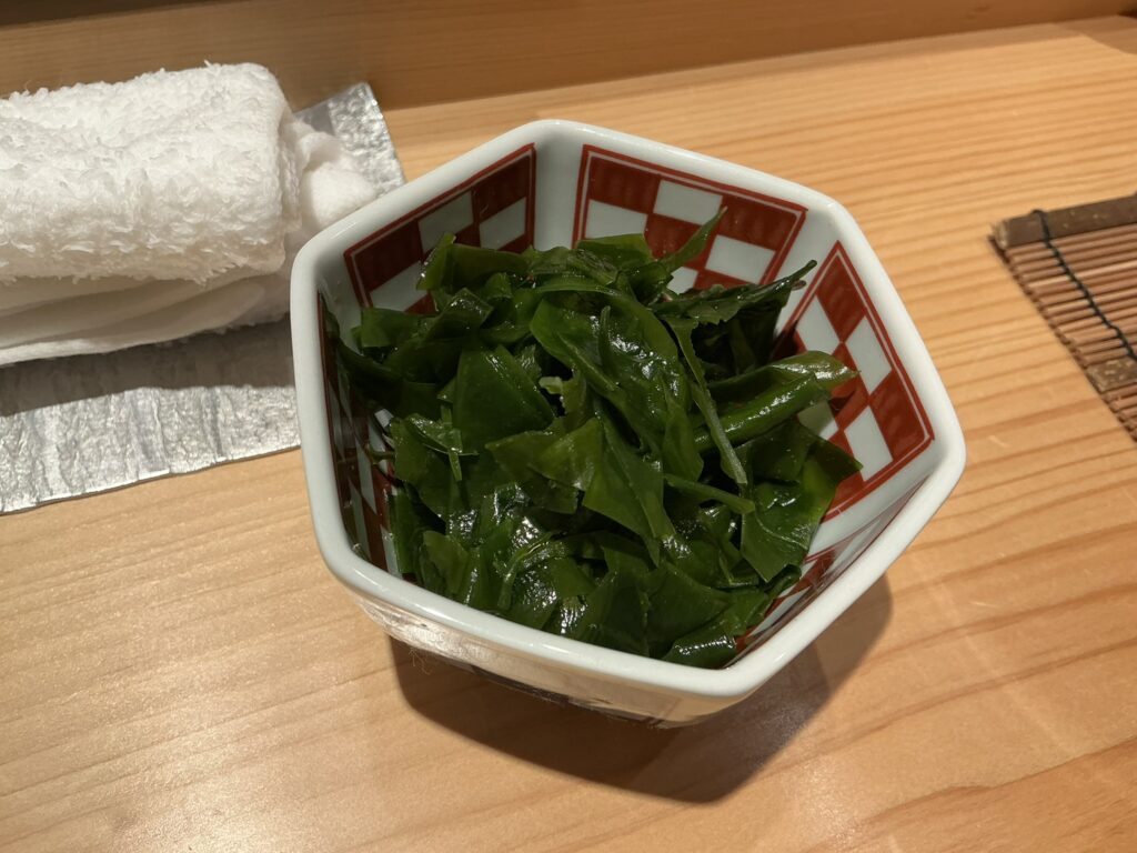 寿司栄のワカメ
