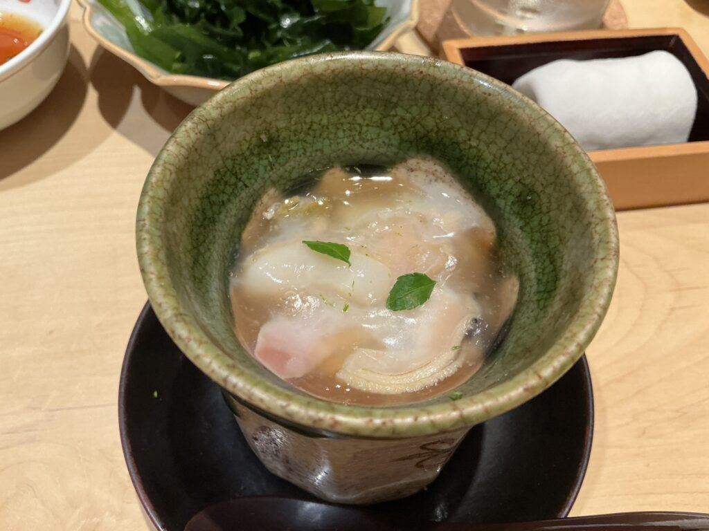 鮨結う紬の茶碗蒸し