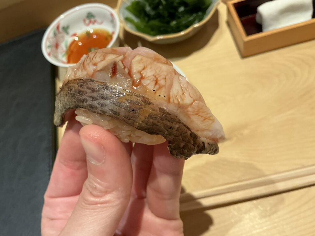 鮨結う紬のクロムツ