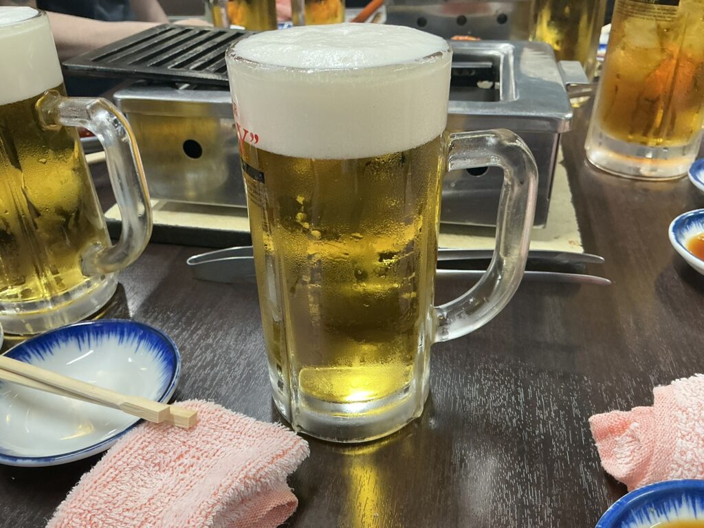 スタミナ苑のビール