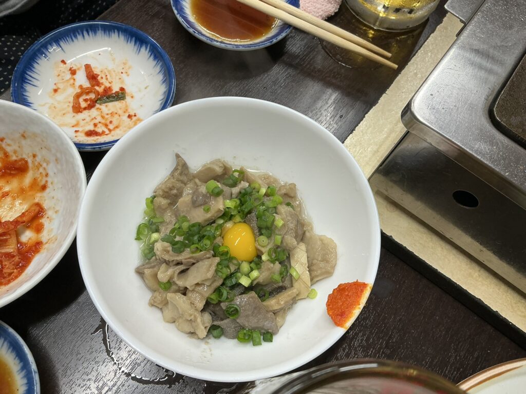 スタミナ苑の牛もつ塩煮込み