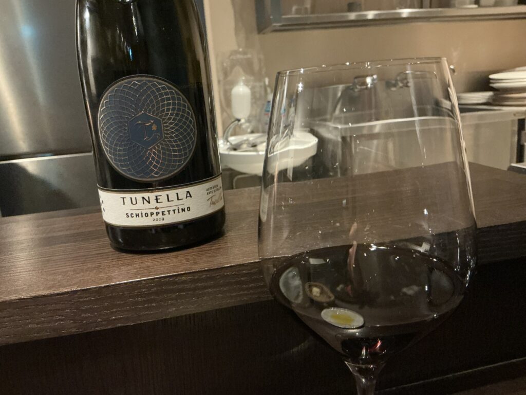 ルナ・エ・ガットのワイン