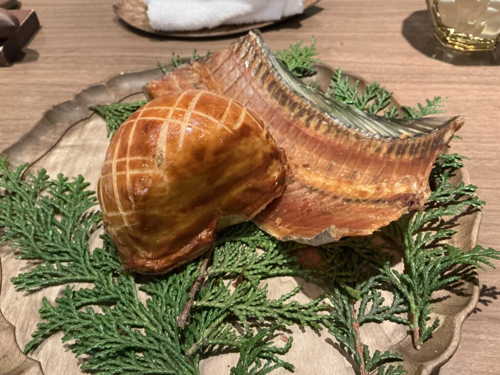 ラチュレのタチウオのパイ包み焼き