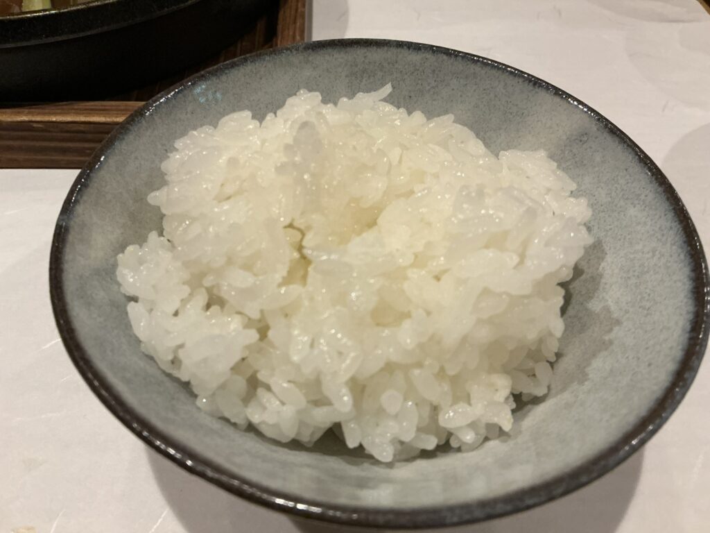 なみの上の土鍋ご飯