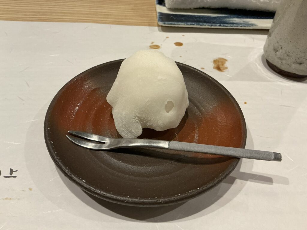 なみの上のいちごの生大福