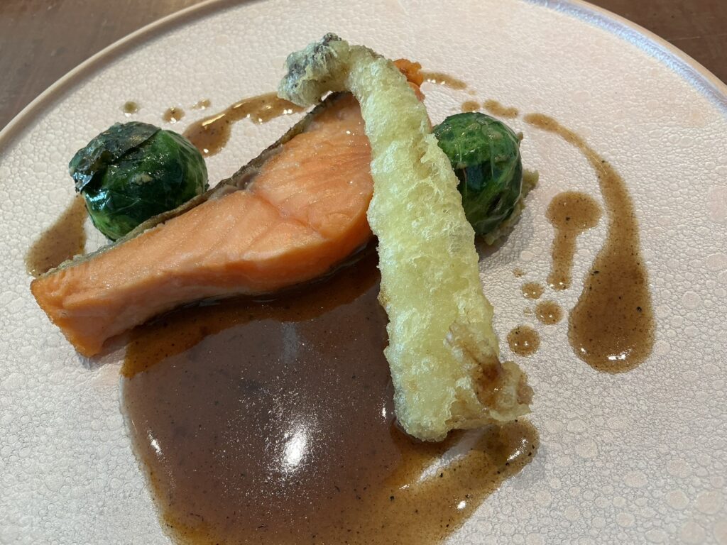 白土の静岡・紅富士サーモン／芽キャベツ