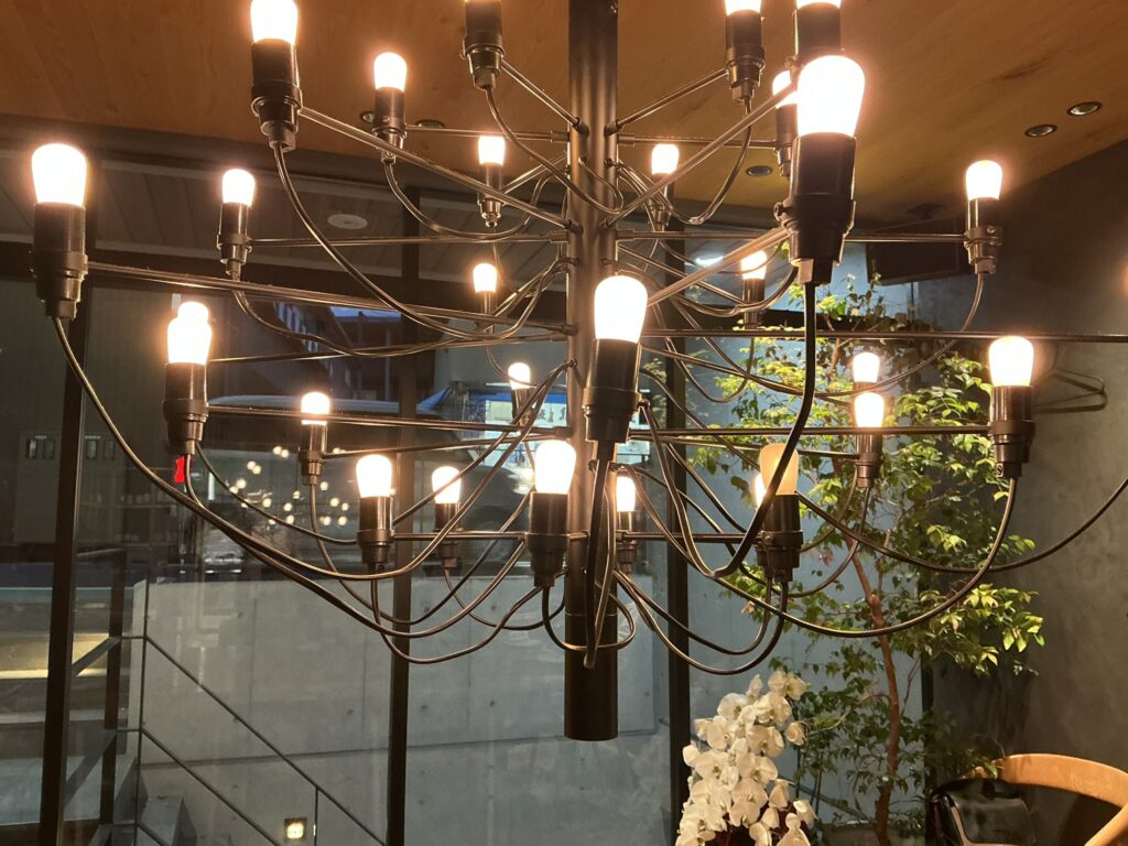 前芝料理店の店内