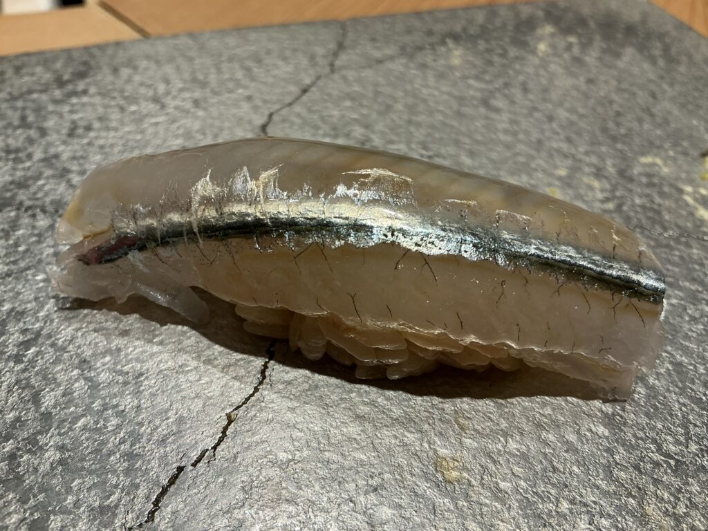 寿司栄のサヨリ