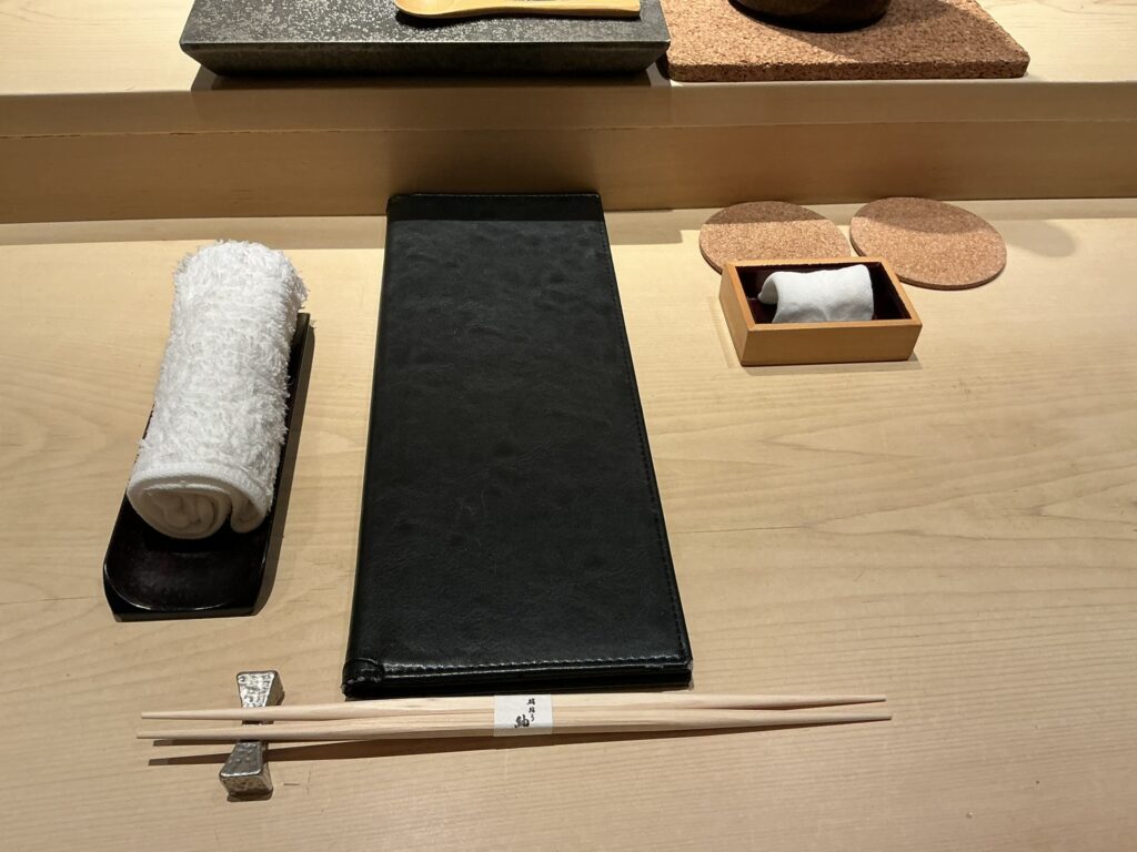 鮨結う紬のカウンターセット