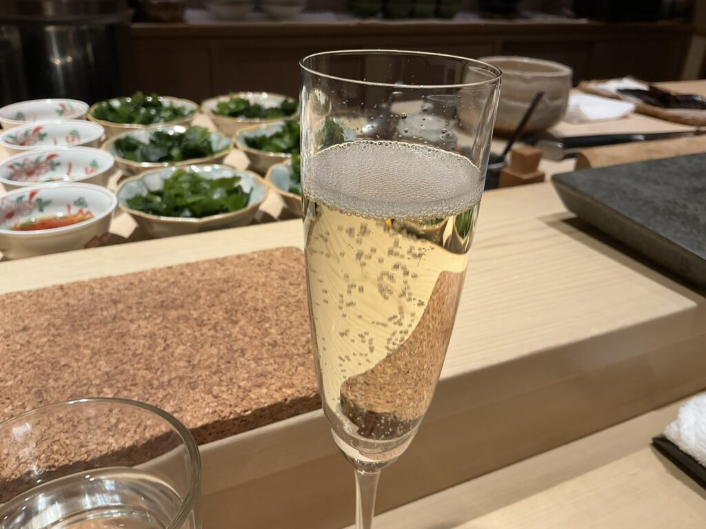 鮨結う紬のシャンパン