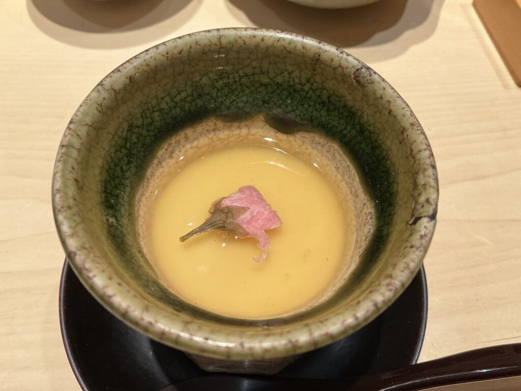 鮨結う紬の茶碗蒸し