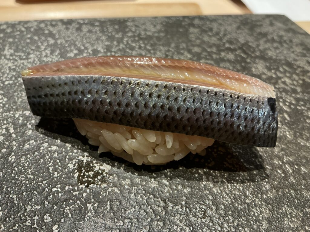 鮨結う紬のコハダ